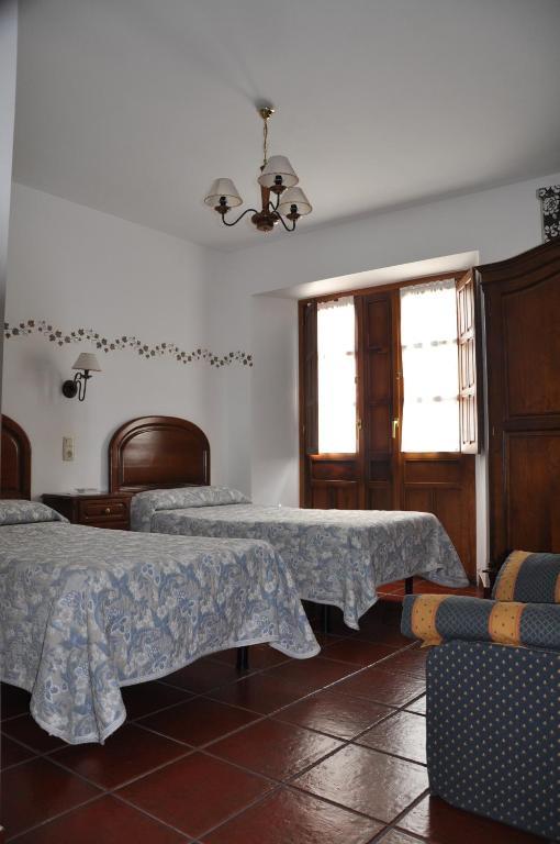 Posada La Torre Serdio Værelse billede